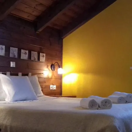 Mavrodimos 招待所 Eptálofos